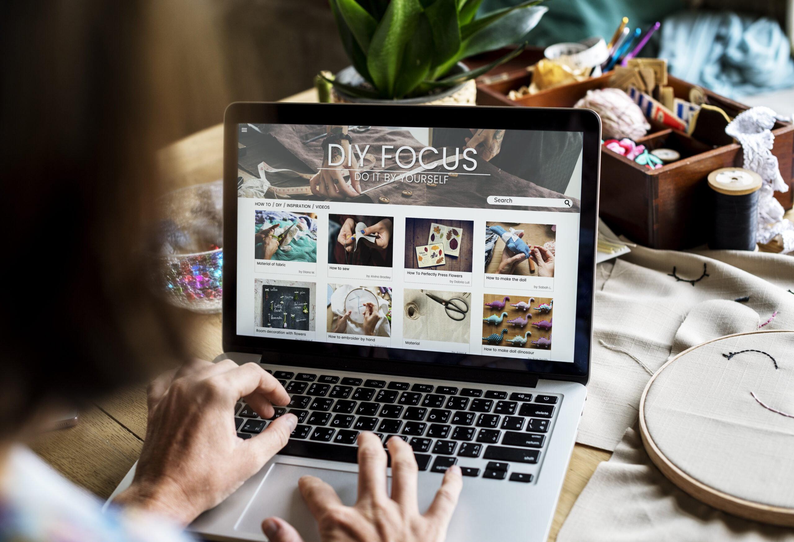 From Flyers to Clicks: Why Your Home Services Business Needs a Lead-Generating Website